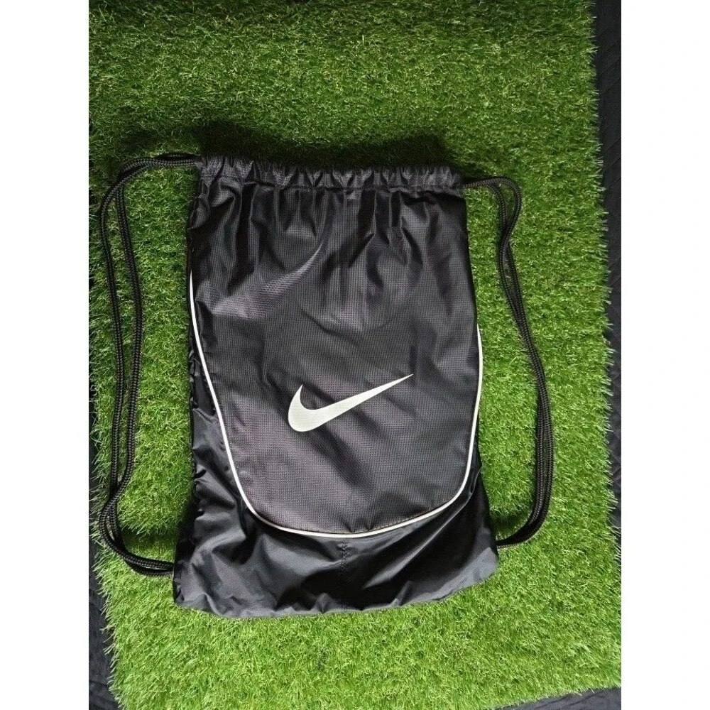 Nike sport Cinch Bag Backpack NEVER USED.